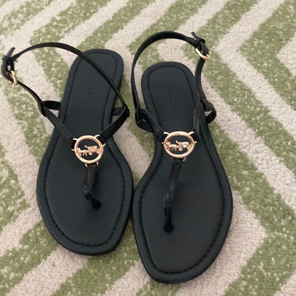 Coach thong style sandals